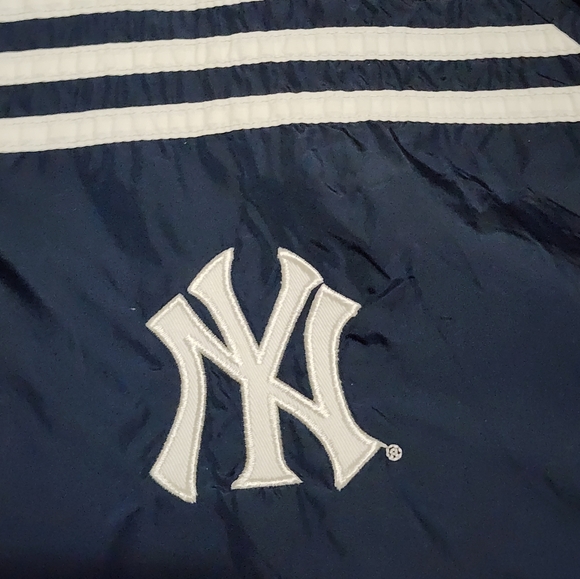 Vintage Adidas New York "NY" Yankees Windbreaker Jacket - Picture 5 of 10